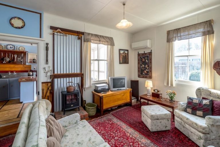Photo of property in 38 Daniell Street, Featherston, 5710