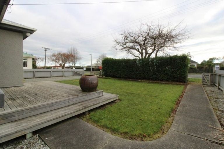 Photo of property in 43 Mary Street, Winton, 9720