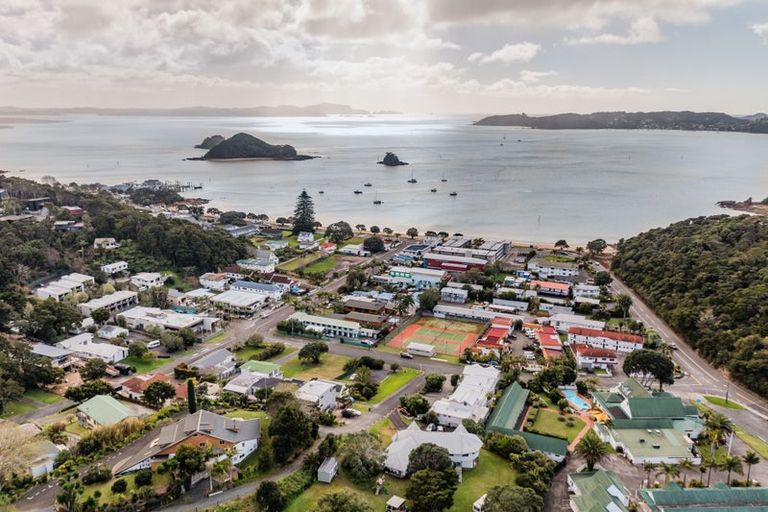 Photo of property in 16 Macmurray Road, Paihia, 0200