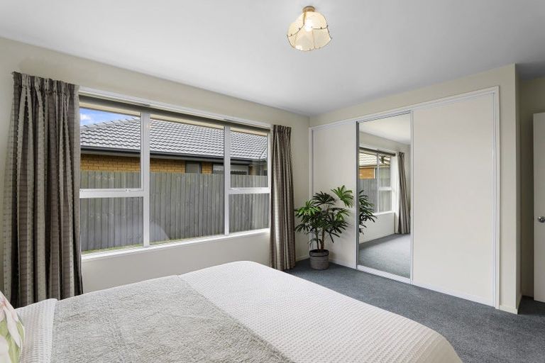 Photo of property in 2/54 Bella Rosa Drive, Hei Hei, Christchurch, 8042
