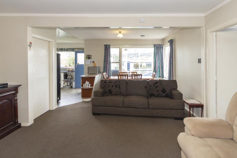 Photo of property in 19 Dart Street, Oamaru North, Oamaru, 9400