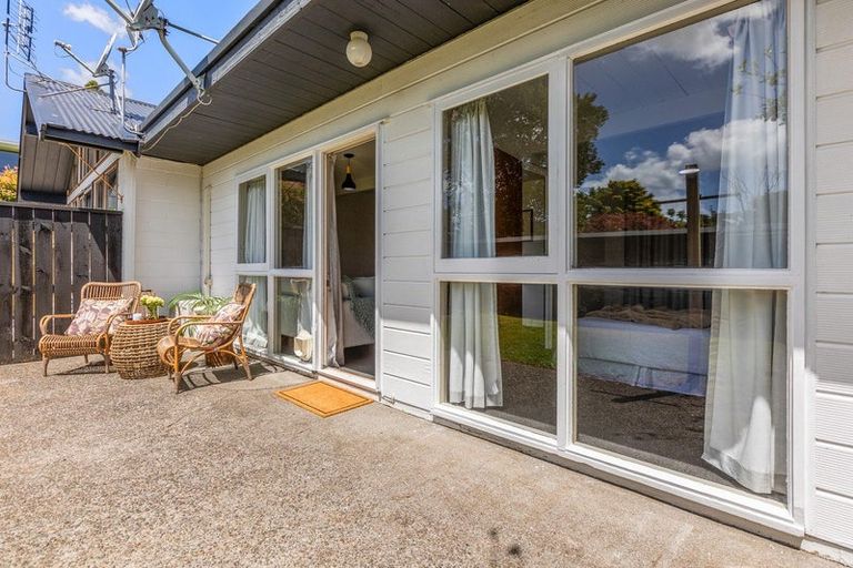 Photo of property in 14a Woodleigh Street, Frankleigh Park, New Plymouth, 4310