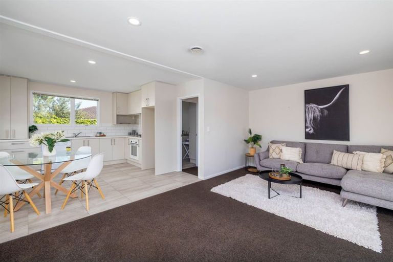 Photo of property in 2/7 Farnborough Street, Aranui, Christchurch, 8061