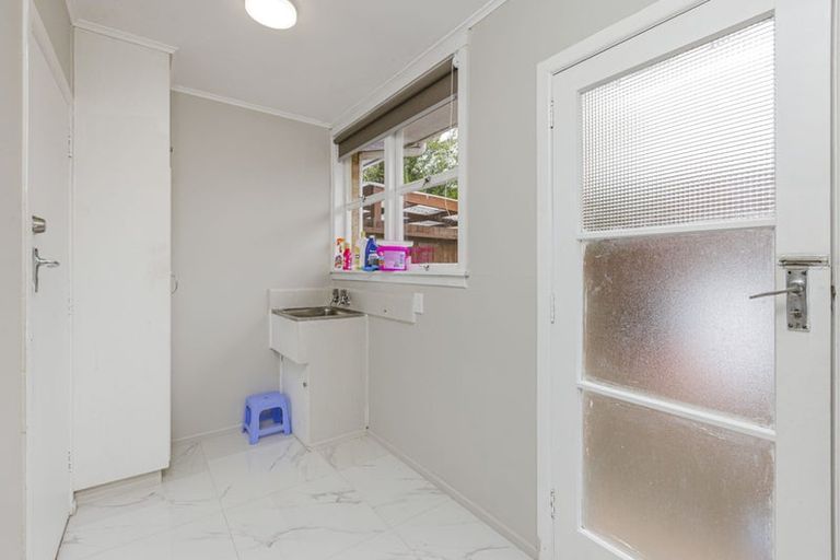 Photo of property in 1/1 Sutton Crescent, Papatoetoe, Auckland, 2025