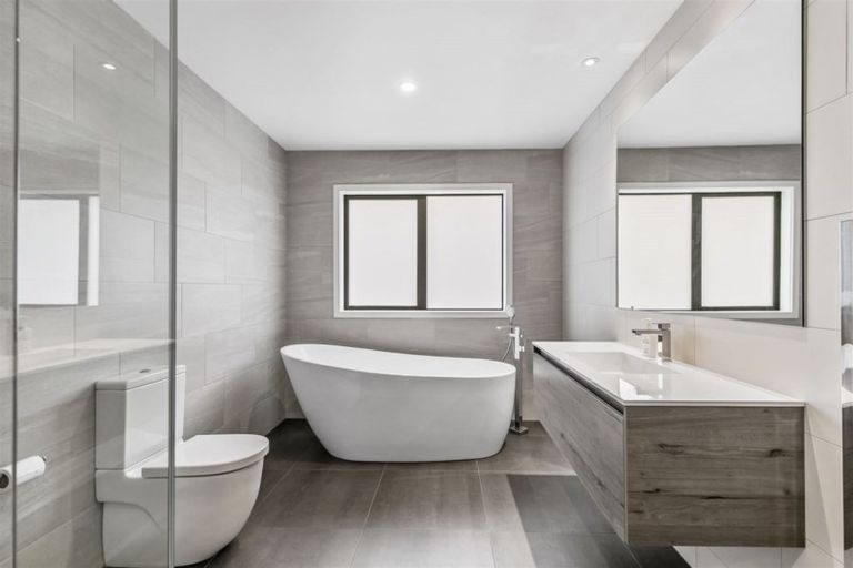 Photo of property in 90 Solan Drive, Waimauku, 0812