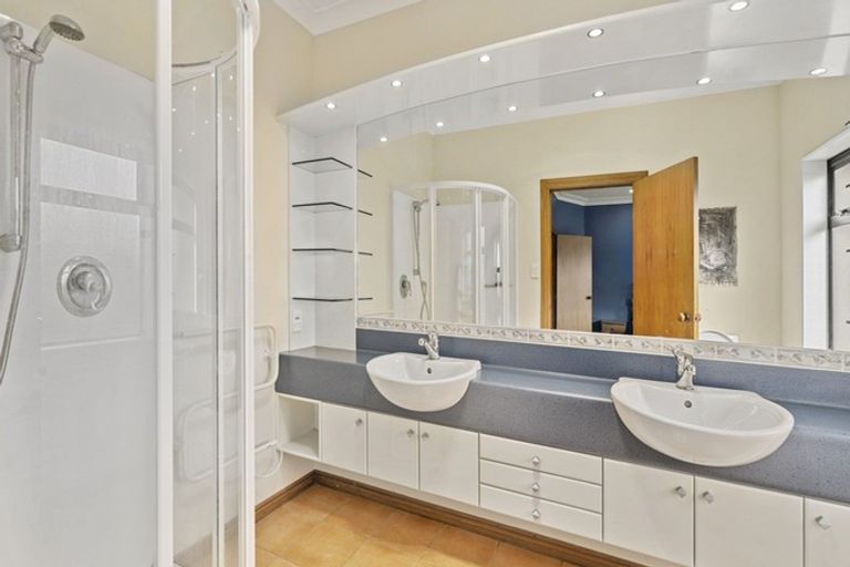 Photo of property in 50 Lepper Road, Inglewood, 4386