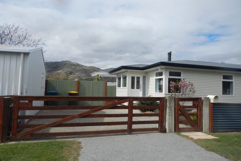 Photo of property in 32 Monaghan Street, Cromwell, 9310