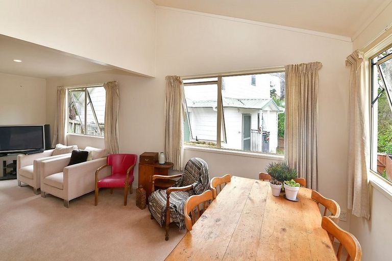 Photo of property in 36 Shadon Place, Stanmore Bay, Whangaparaoa, 0932