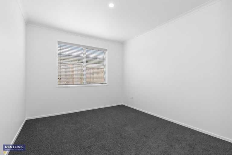 Photo of property in 182 Te Okuroa Drive, Papamoa, 3118