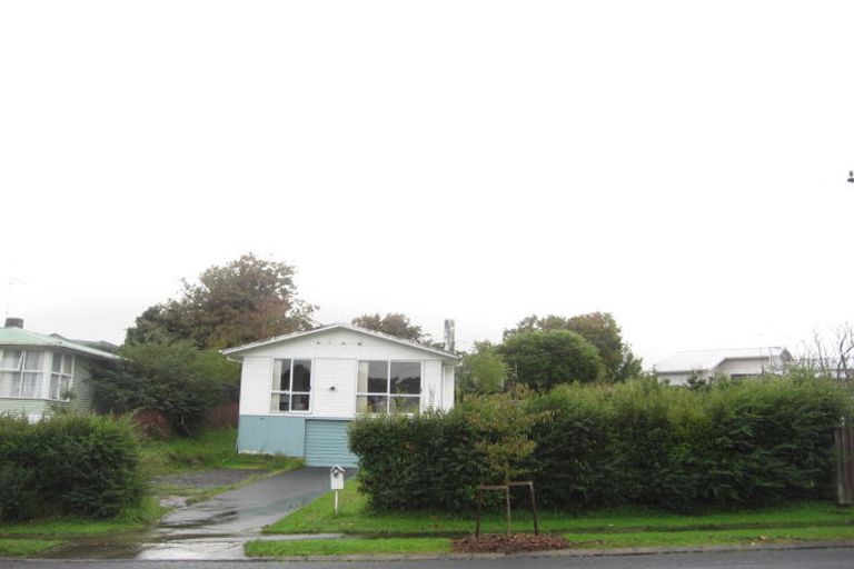 Photo of property in 52 Larne Avenue, Pakuranga Heights, Auckland, 2010
