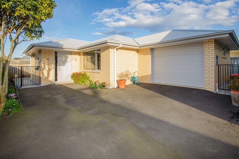 Photo of property in 21a Queens Drive, Saint Kilda, Dunedin, 9012