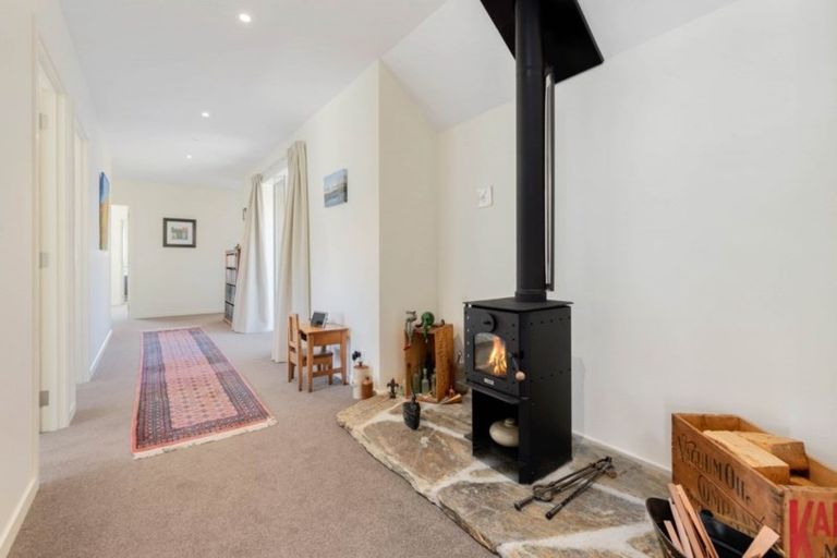 Photo of property in 2 Highfield Ridge, Wanaka, 9305