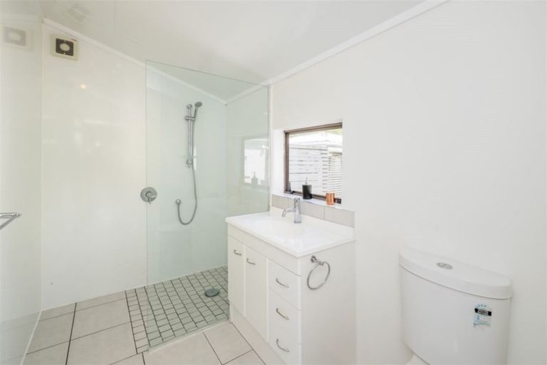 Photo of property in 56b Rahui Road, Otaki, 5512