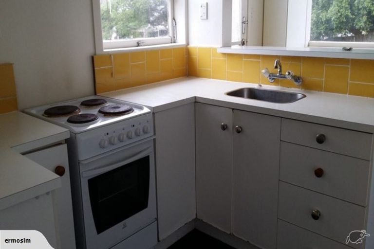 Photo of property in 26 Onewa Road, Northcote Point, Auckland, 0627