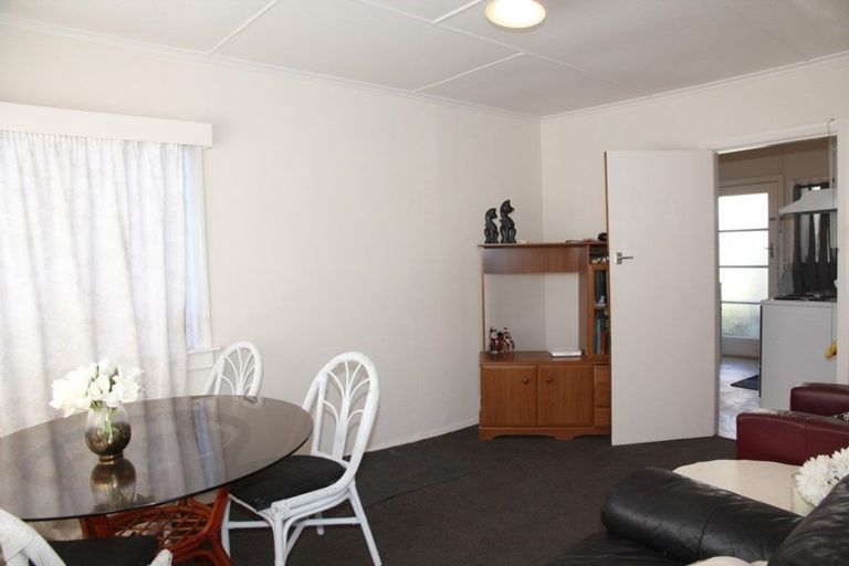 Photo of property in 40a Belt Road, Moturoa, New Plymouth, 4310