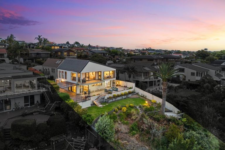 Photo of property in 2/10 Lilford Place, Half Moon Bay, Auckland, 2012