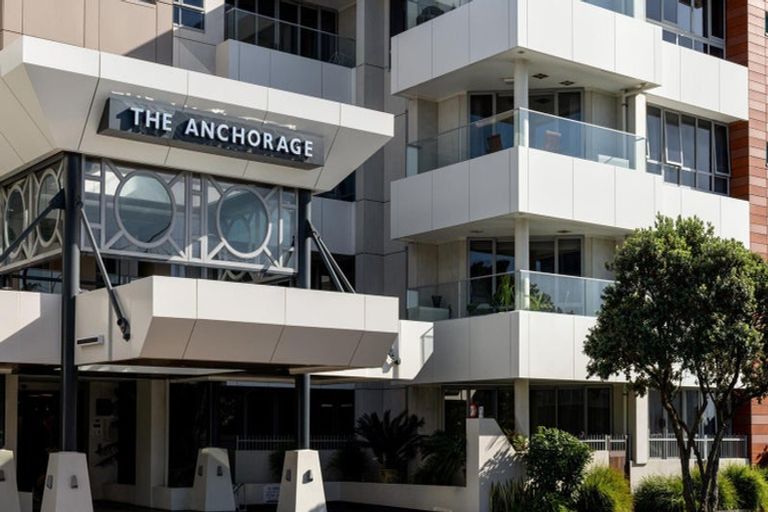 Photo of property in 215/36 Victoria Road, Mount Maunganui, 3116