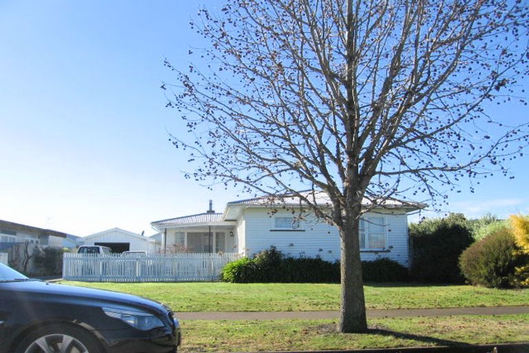 Photo of property in 816 Clive Street, Akina, Hastings, 4122