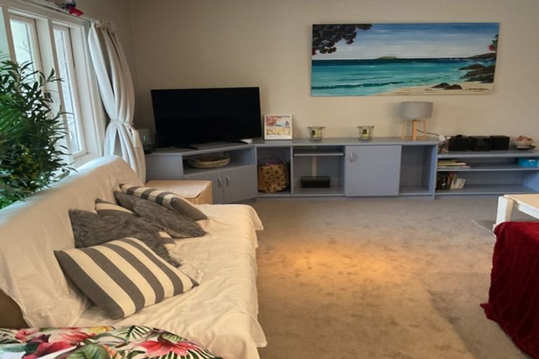 Photo of property in 31/34 Waiwera Place, Waiwera, Orewa, 0994