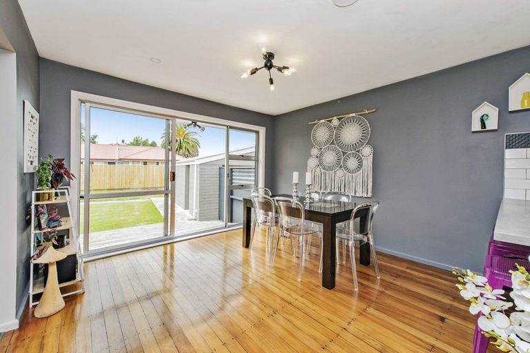 Photo of property in 3 Douglas Street, Rangiora, 7400