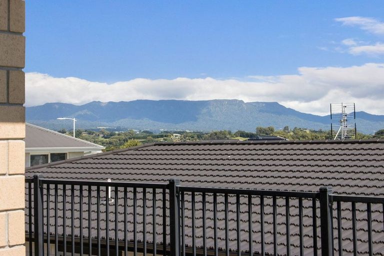 Photo of property in 17 Te Kaka Place, Omokoroa, 3114