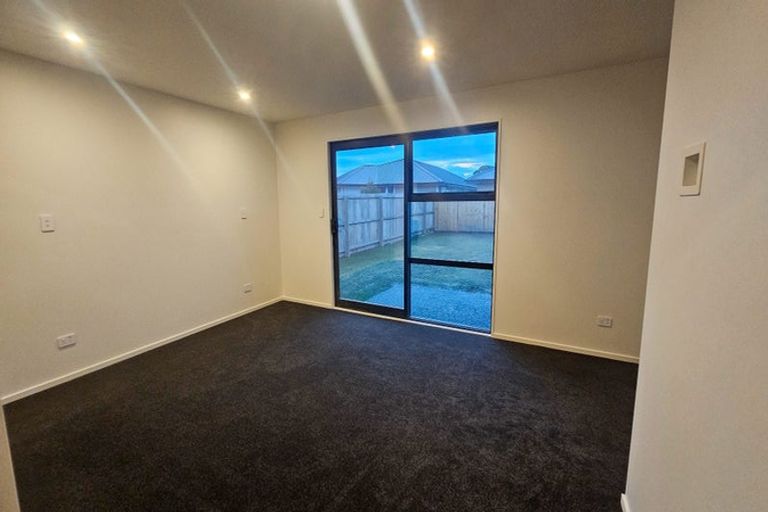 Photo of property in 39 Thirlwall Street, Woodend, 7610