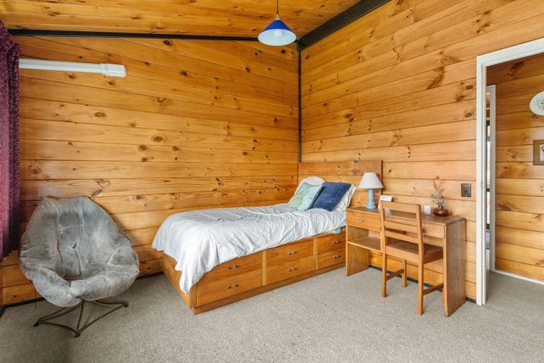 Photo of property in 27 Charles Street, Levin, 5510