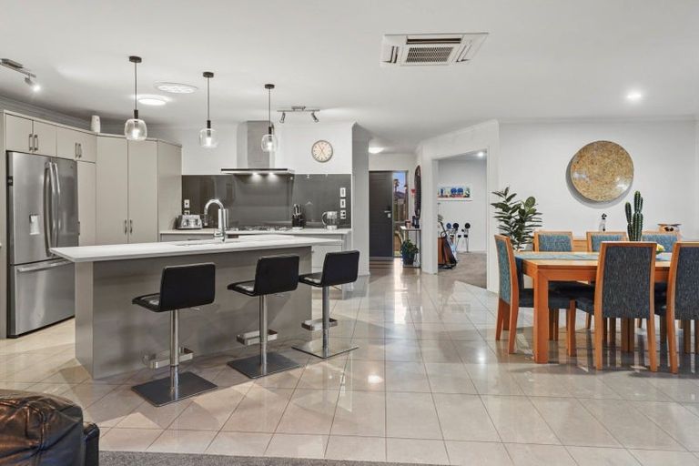 Photo of property in 7 Santorini Key, Papamoa Beach, Papamoa, 3118