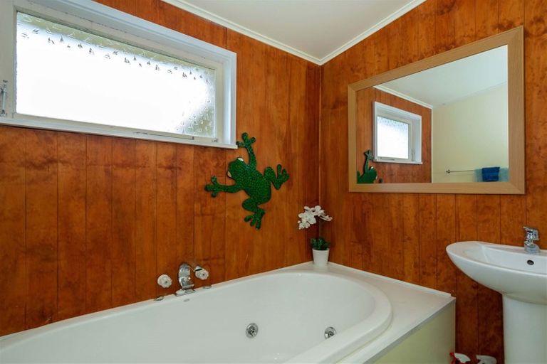 Photo of property in 740 Waiwhero Road, Ngatimoti, Motueka, 7196