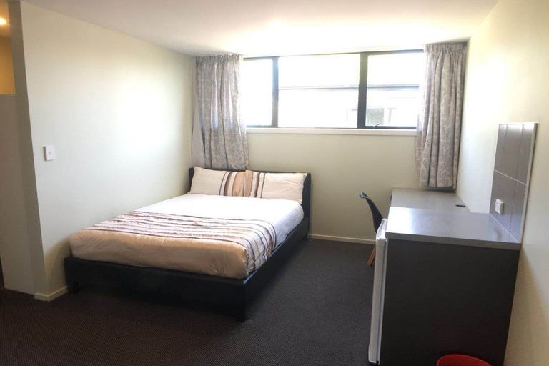 Photo of property in 60b Creyke Road, Ilam, Christchurch, 8041