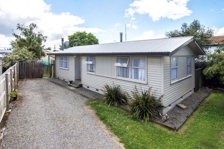 Photo of property in 65 River Road, Masterton, 5810