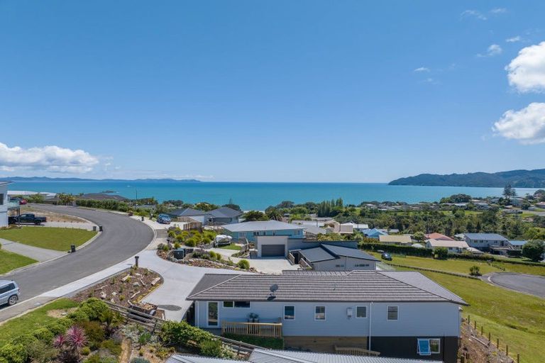 Photo of property in 21 Christine Drive, Coopers Beach, 0420