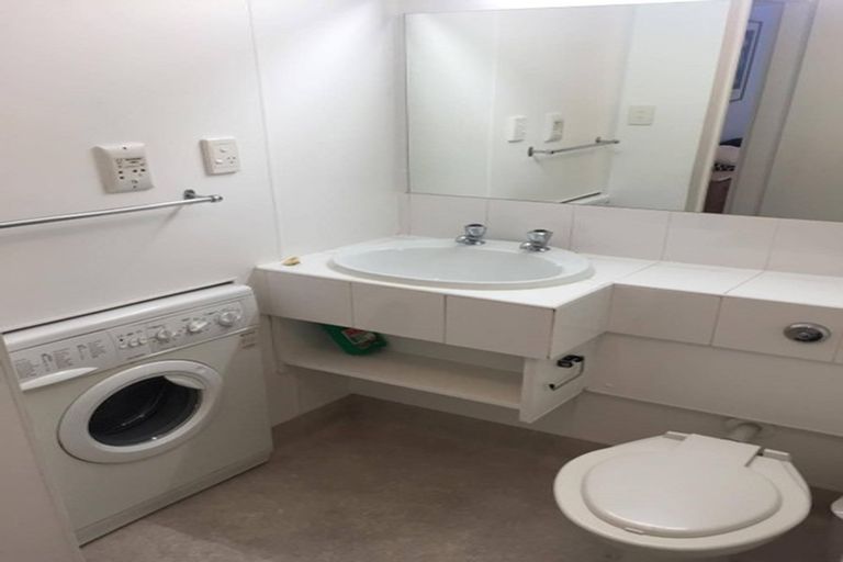 Photo of property in Capital Hill Apartments, 15/54 Hill Street, Thorndon, Wellington, 6011