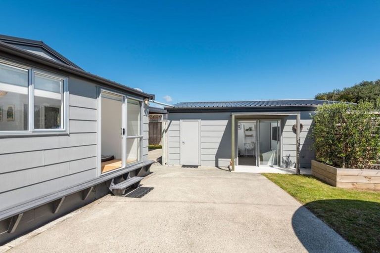 Photo of property in 5 Shamrock Crest, Omaha, 0986