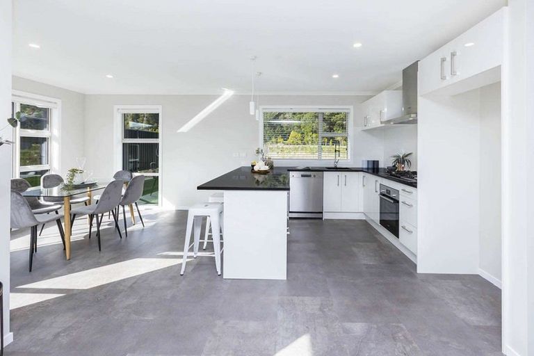 Photo of property in 22 Fenwick Crescent, Hillcrest, Hamilton, 3216