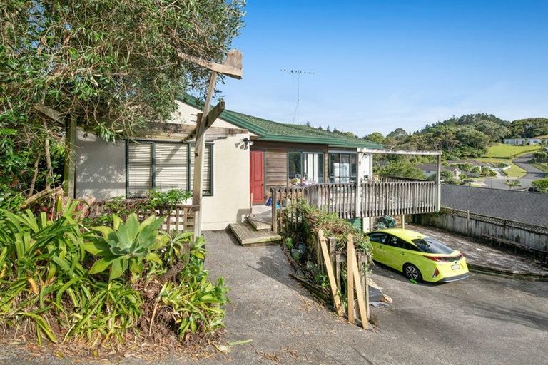 Photo of property in 14b Kestrel Heights, Arkles Bay, Whangaparaoa, 0932