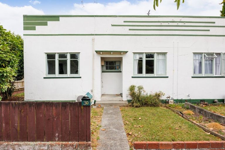Photo of property in 28-30 Rawhiti Avenue, Palmerston North, 4410