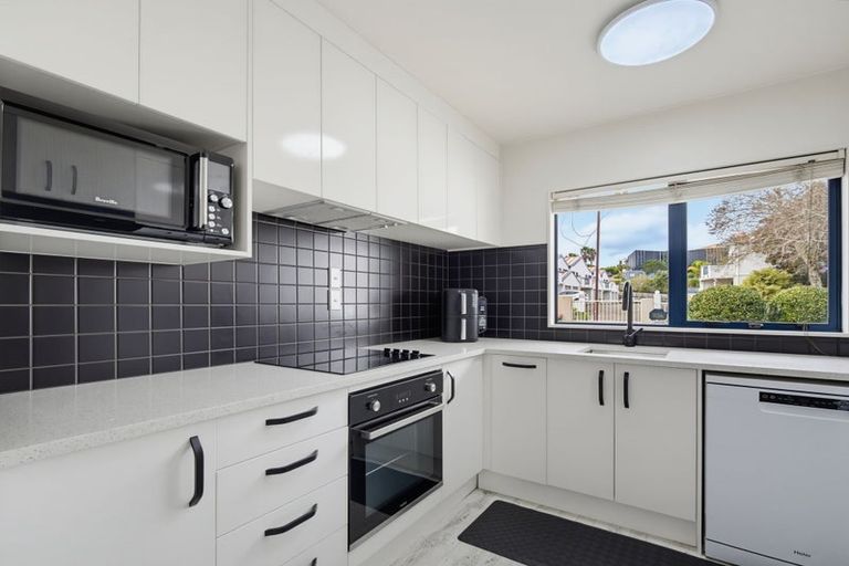 Photo of property in 373/71 Fernhill Way, Oteha, Auckland, 0632