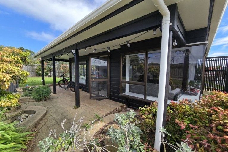 Photo of property in 70b Eatwell Avenue, Paraparaumu Beach, Paraparaumu, 5032