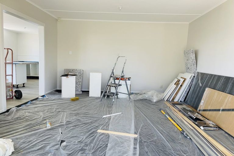 Photo of property in 1/26 Caravelle Close, Mangere, Auckland, 2022