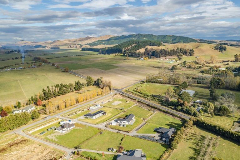 Photo of property in 7b Stock Road, Otane, 4276