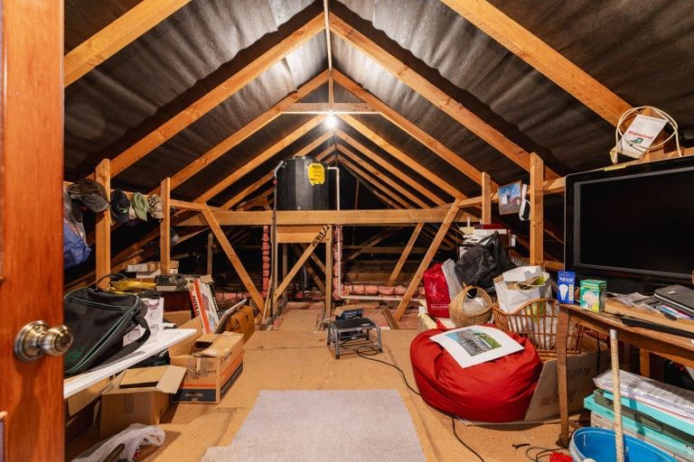 Photo of property in 651 Centre Road, Momona, Outram, 9073