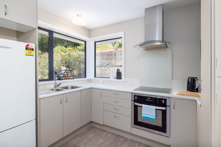 Photo of property in 10 Foster Terrace, Lyttelton, 8082