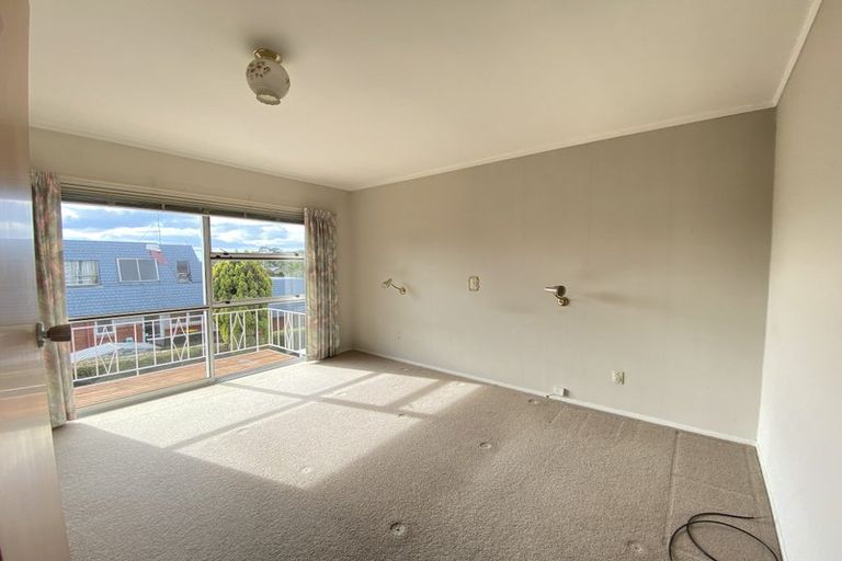 Photo of property in 1/2 Poseidon Place, Half Moon Bay, Auckland, 2012