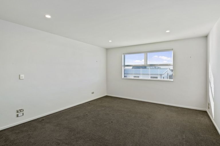 Photo of property in 42 Caulfield Avenue, Halswell, Christchurch, 8025