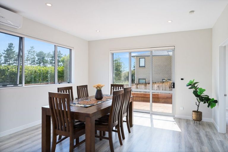 Photo of property in 30 Korihi Drive, Swanson, Auckland, 0614