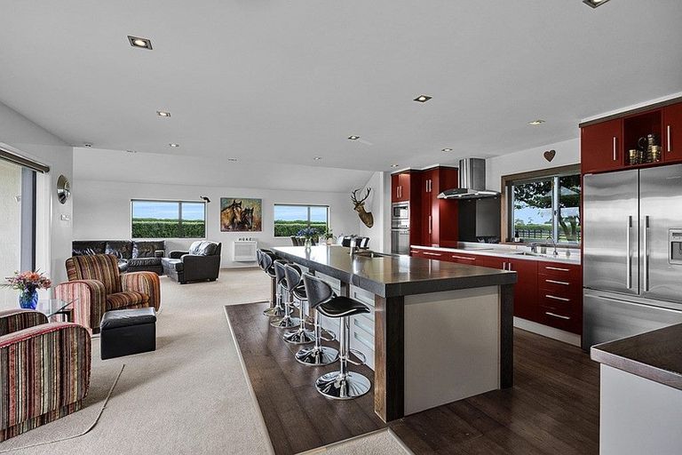 Photo of property in 17 Lower Duthie Road, Kapuni, Hawera, 4675