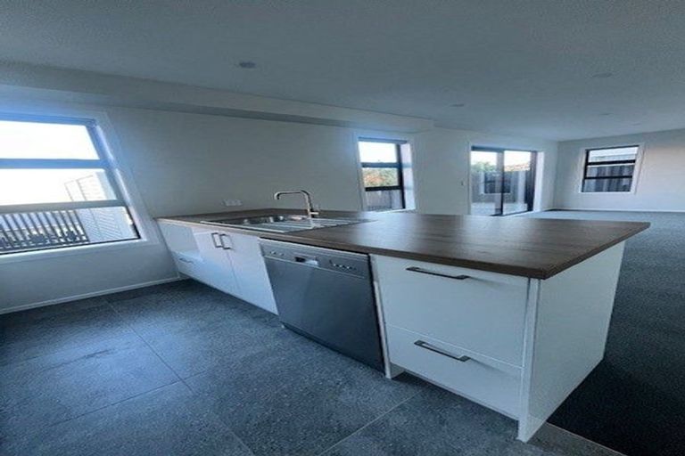 Photo of property in 452 Cambridge Terrace, Naenae, Lower Hutt, 5011