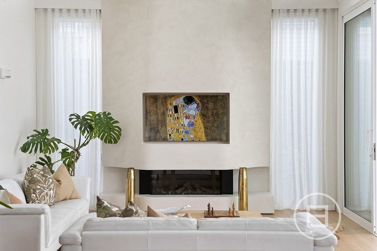 Photo of property in 15 Church Street, Northcote Point, Auckland, 0627