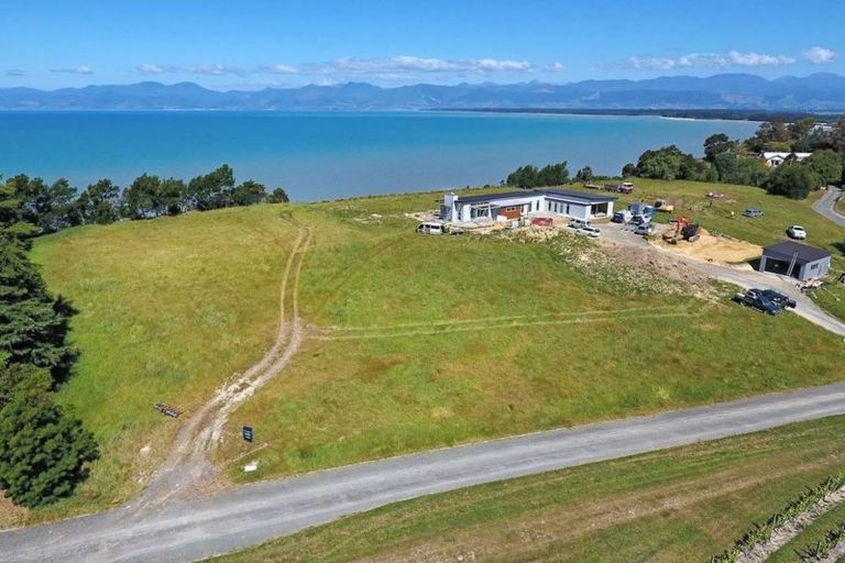 Photo of property in 7 Aporo Road, Ruby Bay, Mapua, 7173